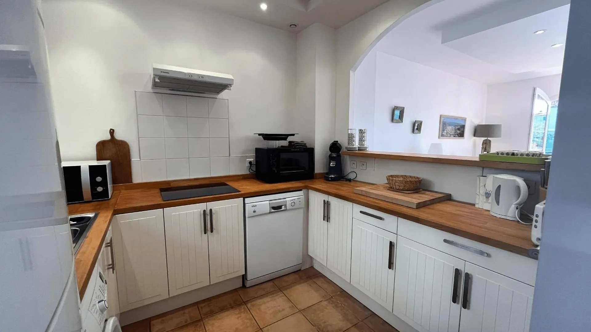 Willa Renovated House With Wifi Ac A Large Terrace And A Mooring Grimaud Dom wakacyjny