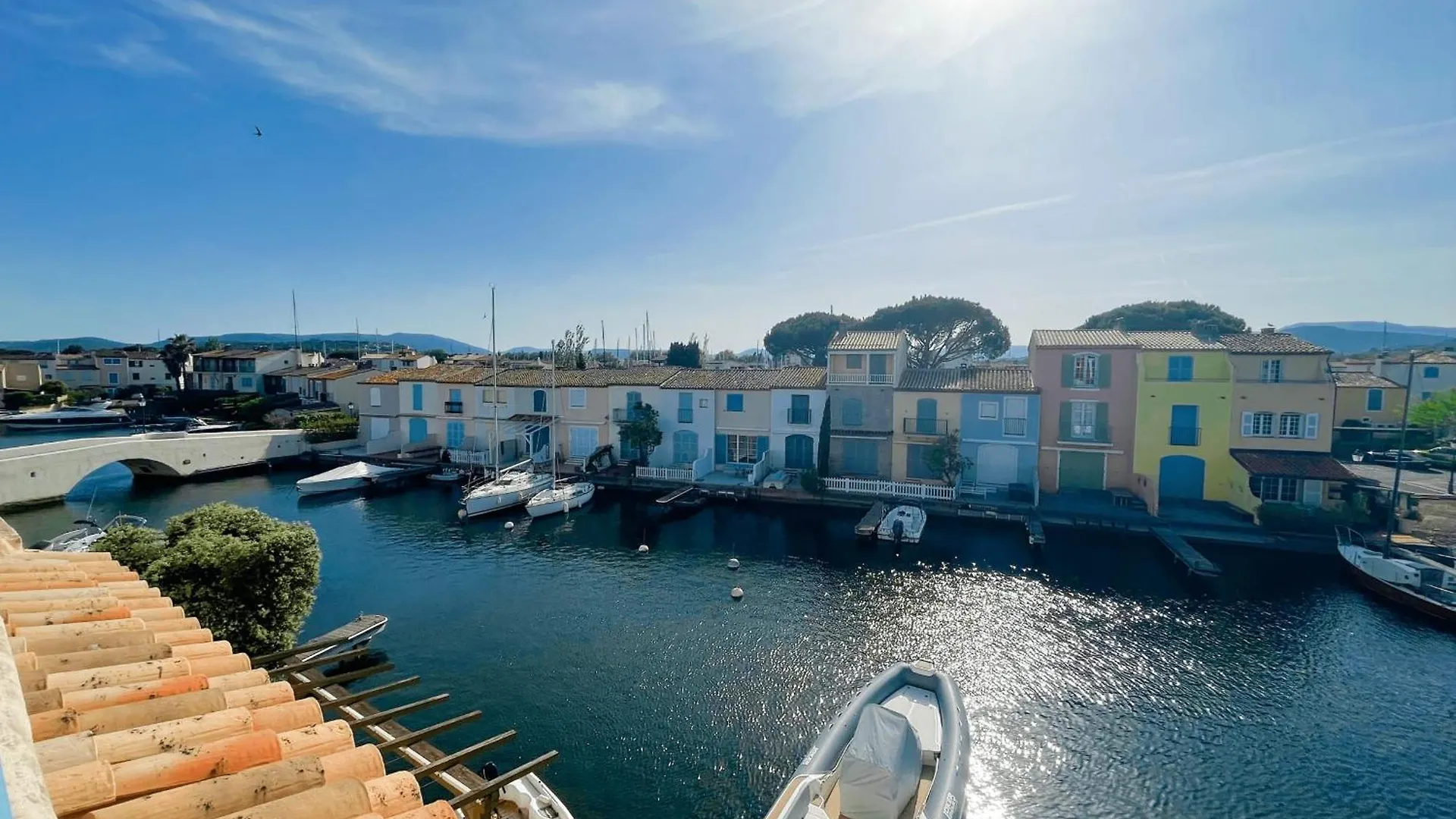 Willa Renovated House With Wifi Ac A Large Terrace And A Mooring Grimaud
