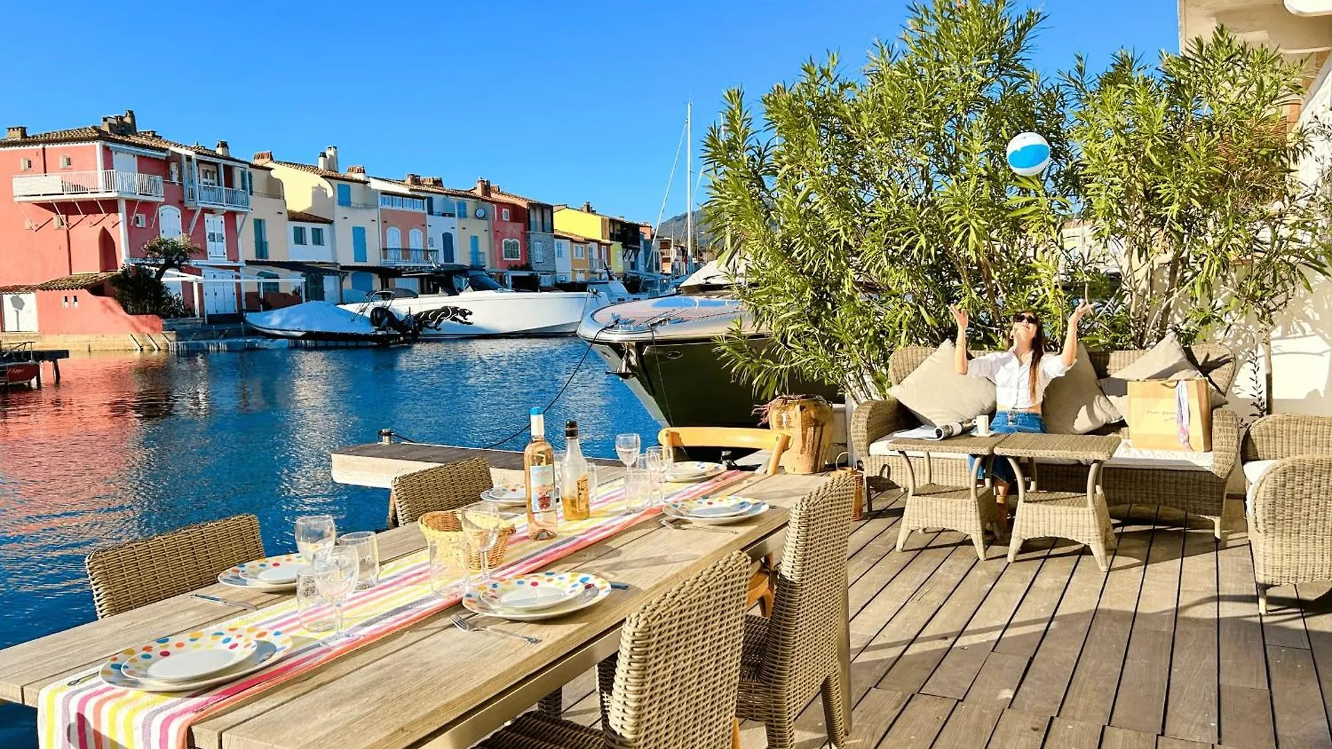 Willa Renovated House With Wifi Ac A Large Terrace And A Mooring Grimaud